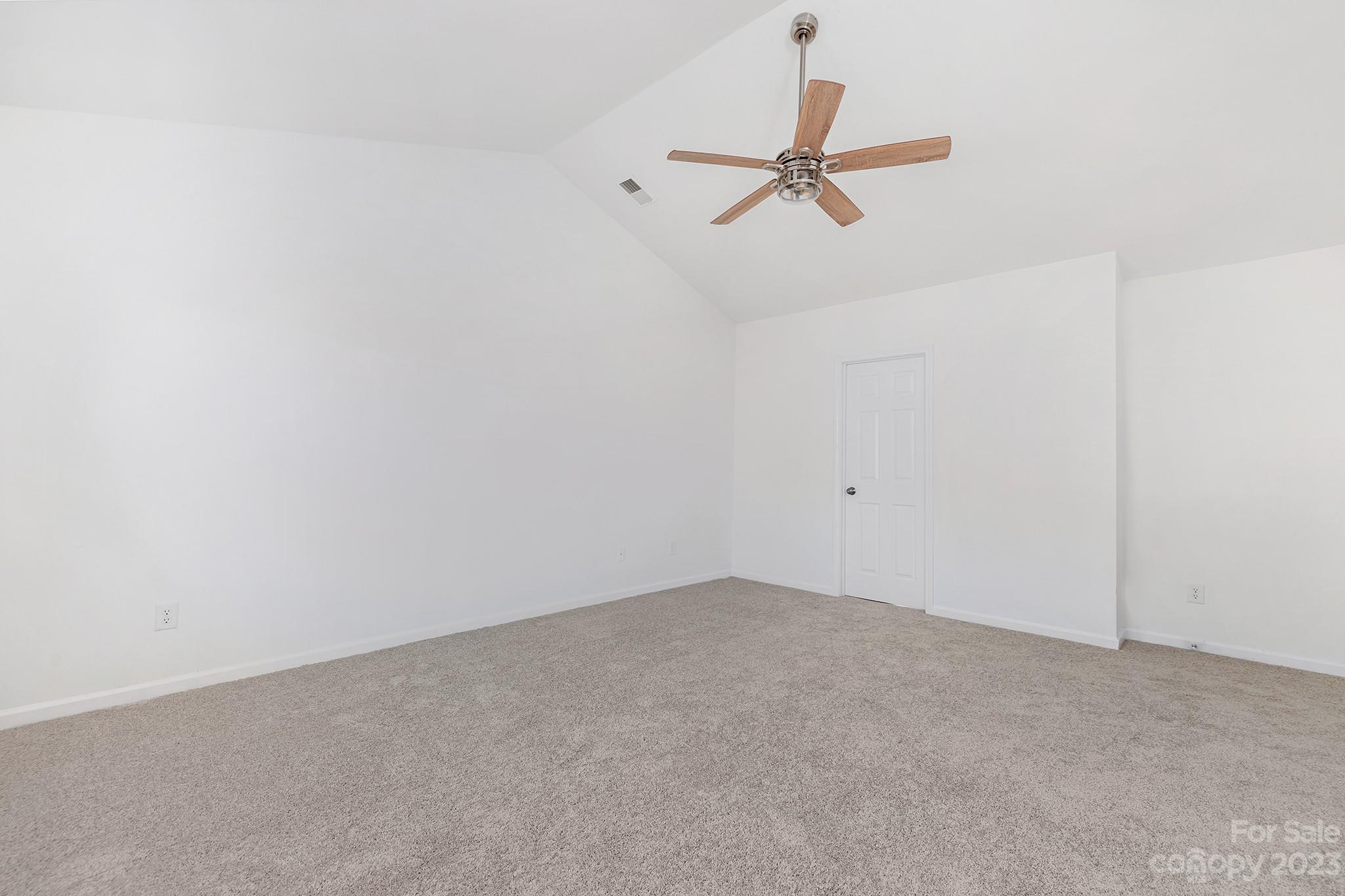 Village Green At Wellsbrook - Residential