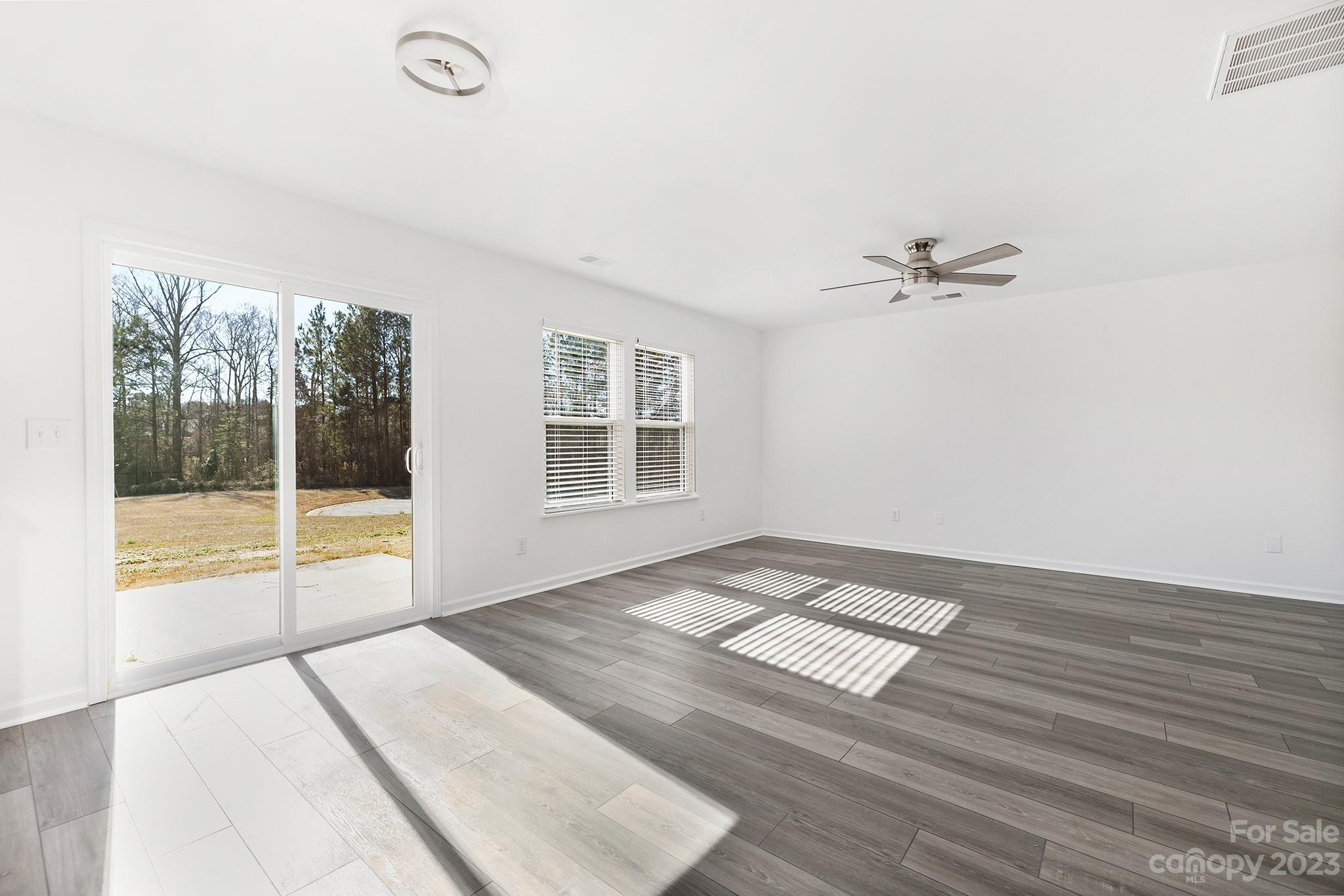 Village Green At Wellsbrook - Residential