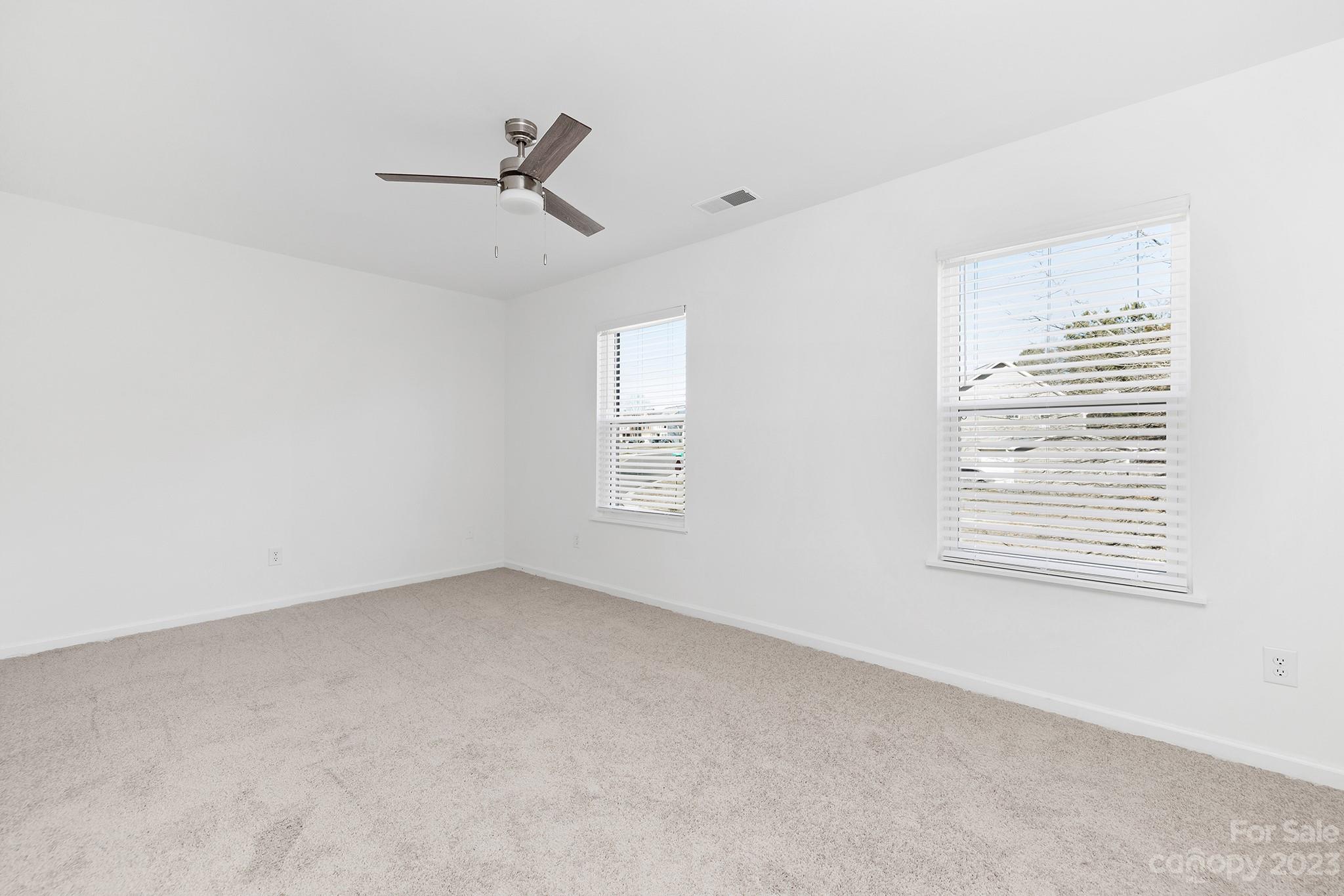 Village Green At Wellsbrook - Residential