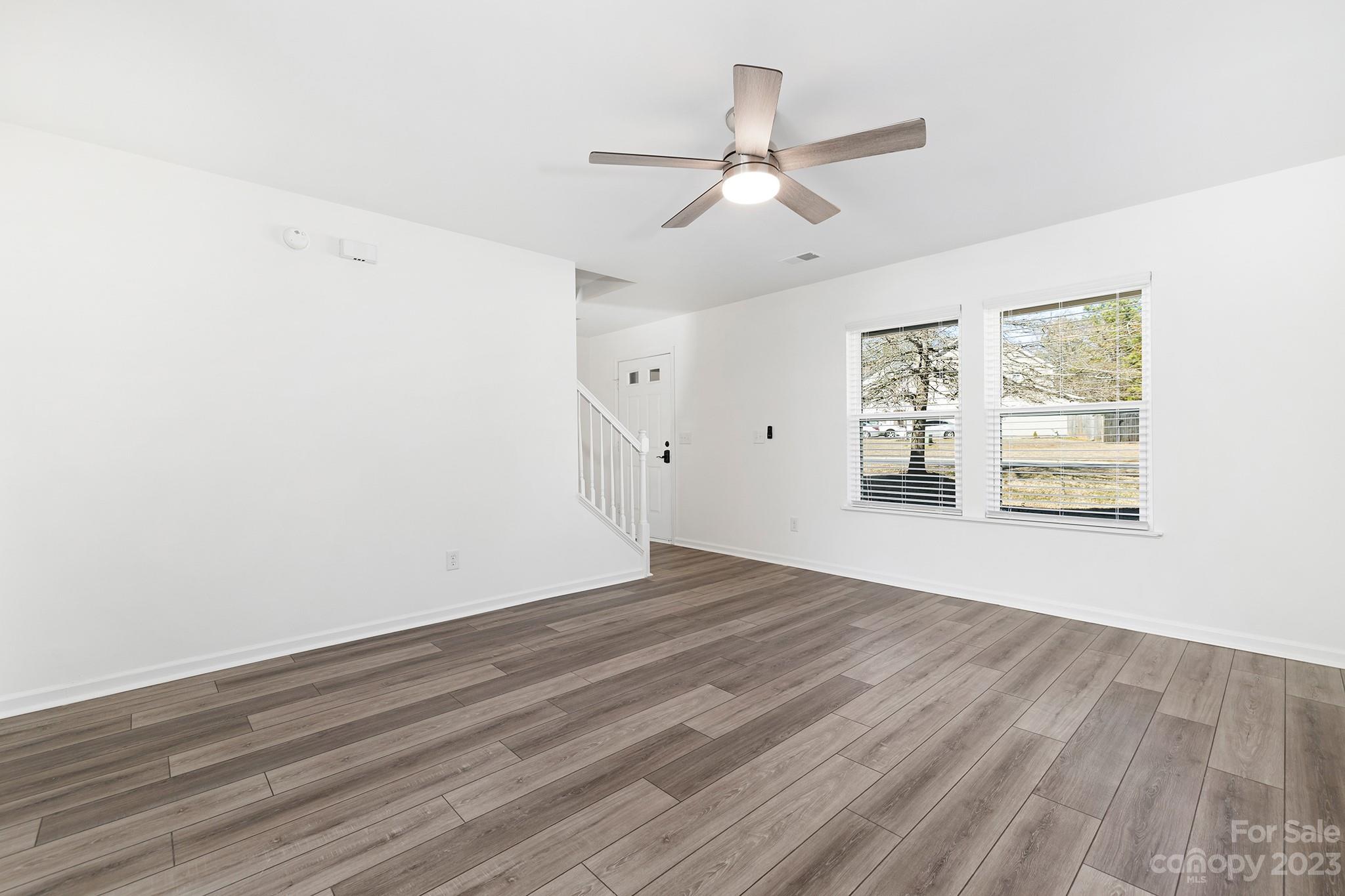 Village Green At Wellsbrook - Residential