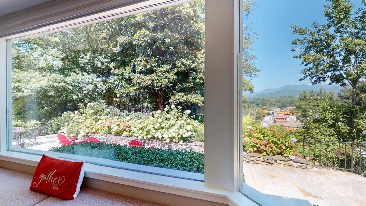 Arlington Heights - Residential