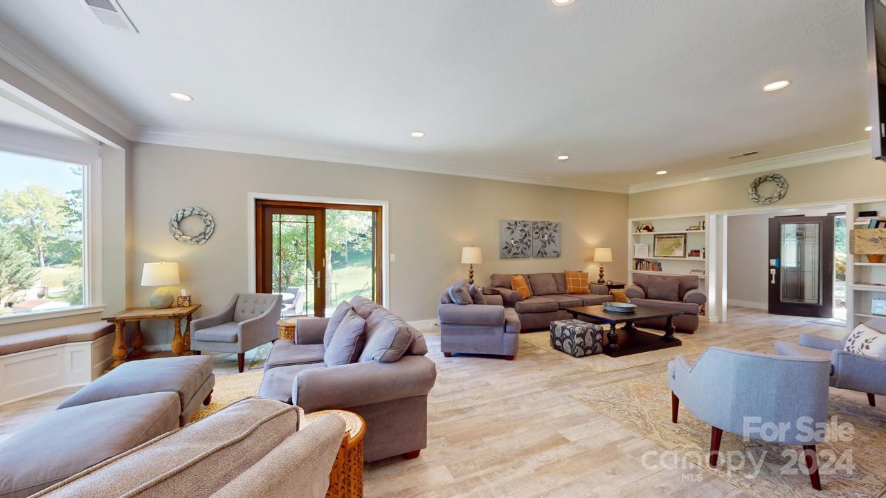 Arlington Heights - Residential