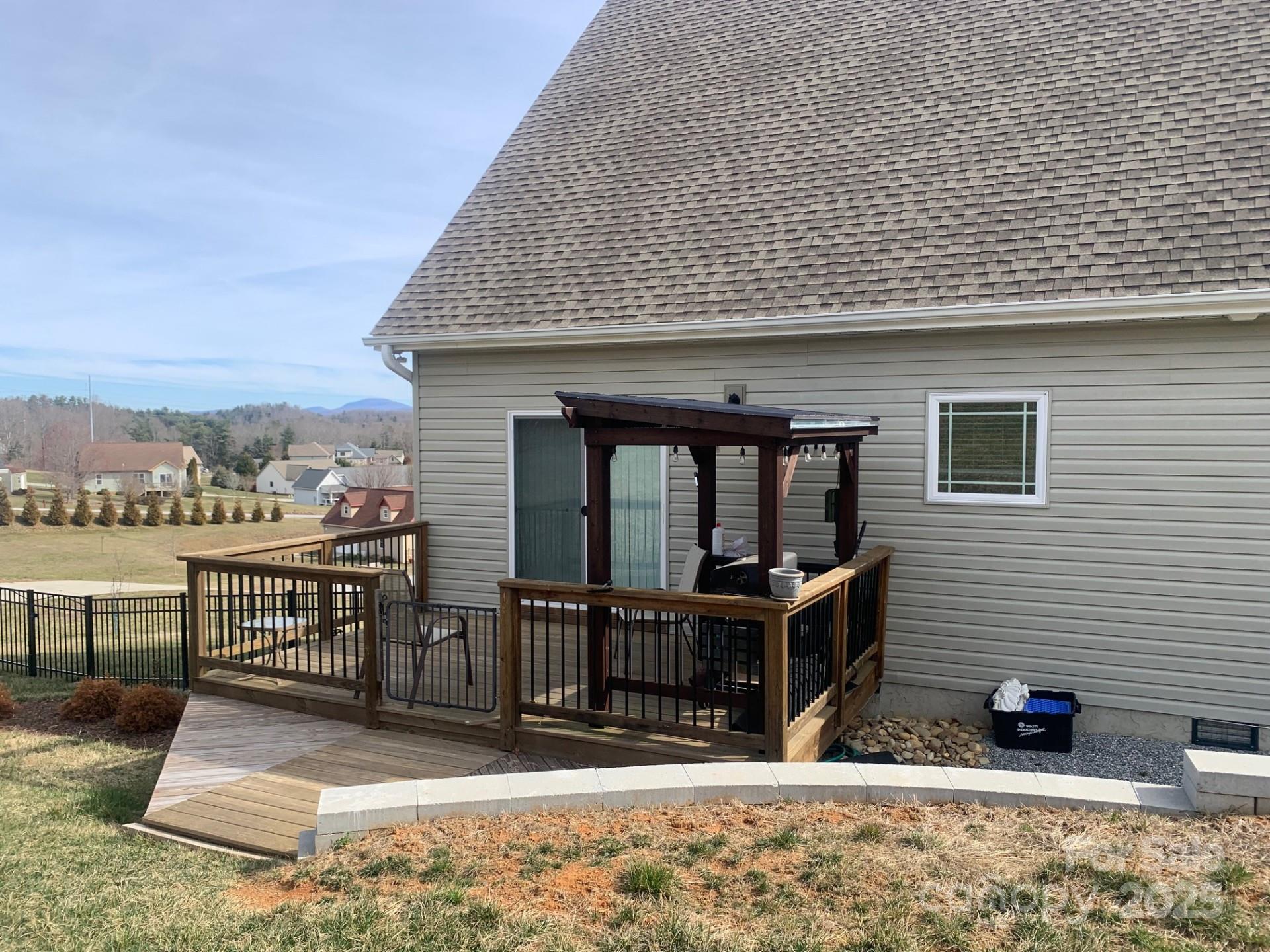 119 Tryon View Drive