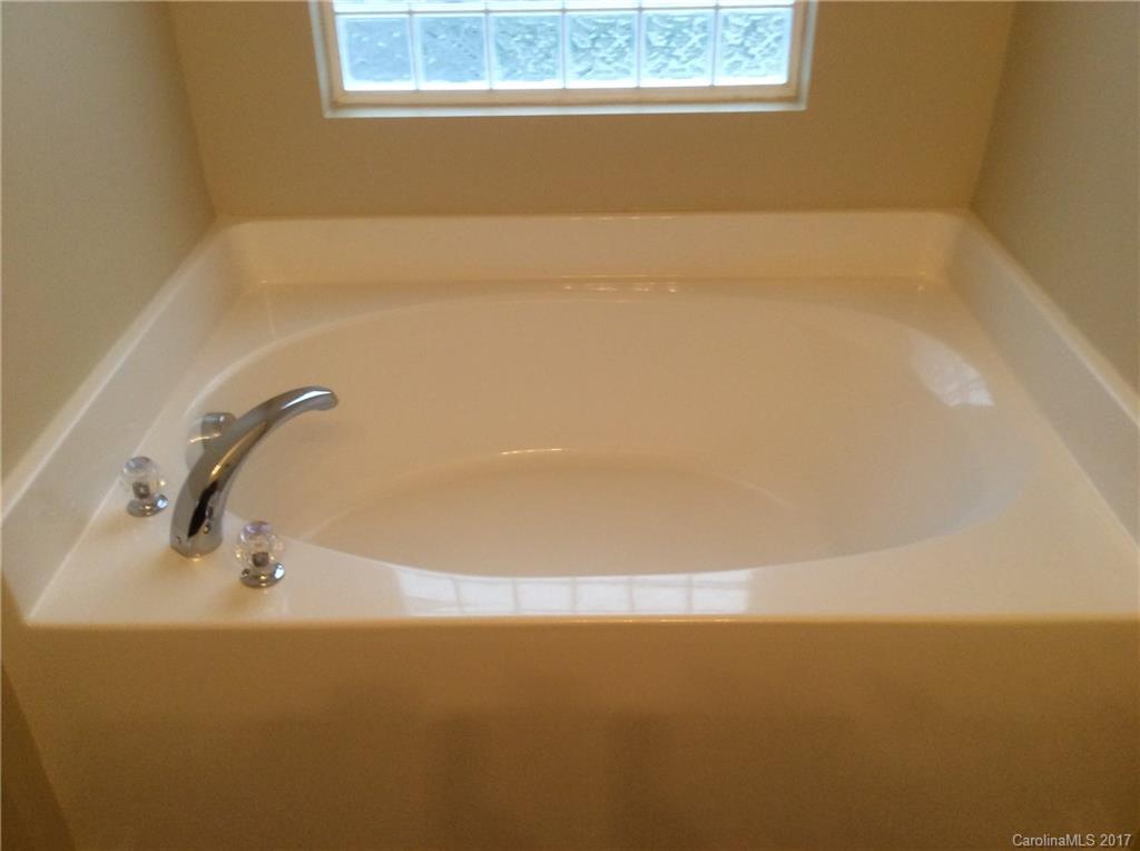 Cabarrus Crossing - Residential Lease