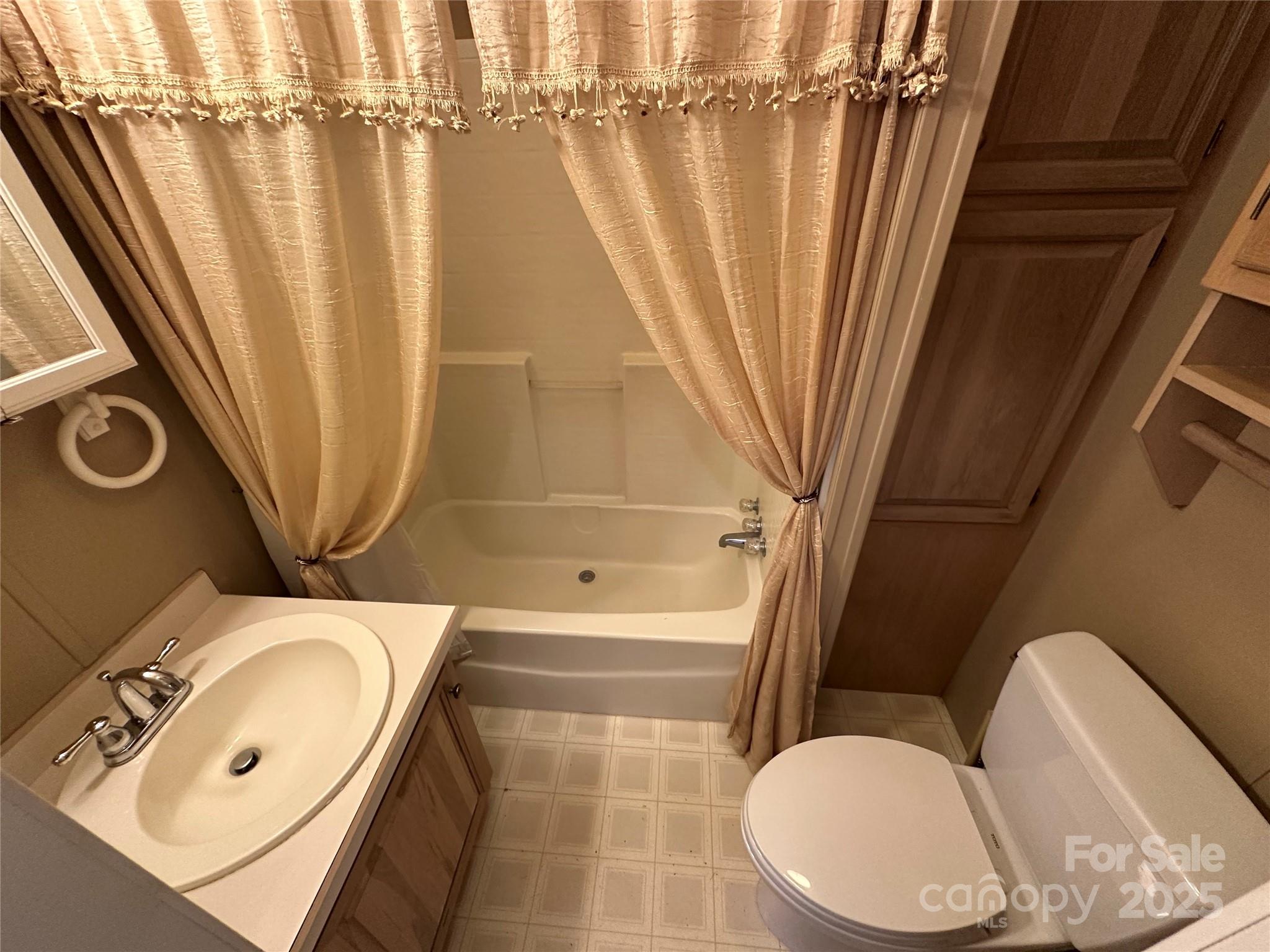 Badin Shores Resort - Residential