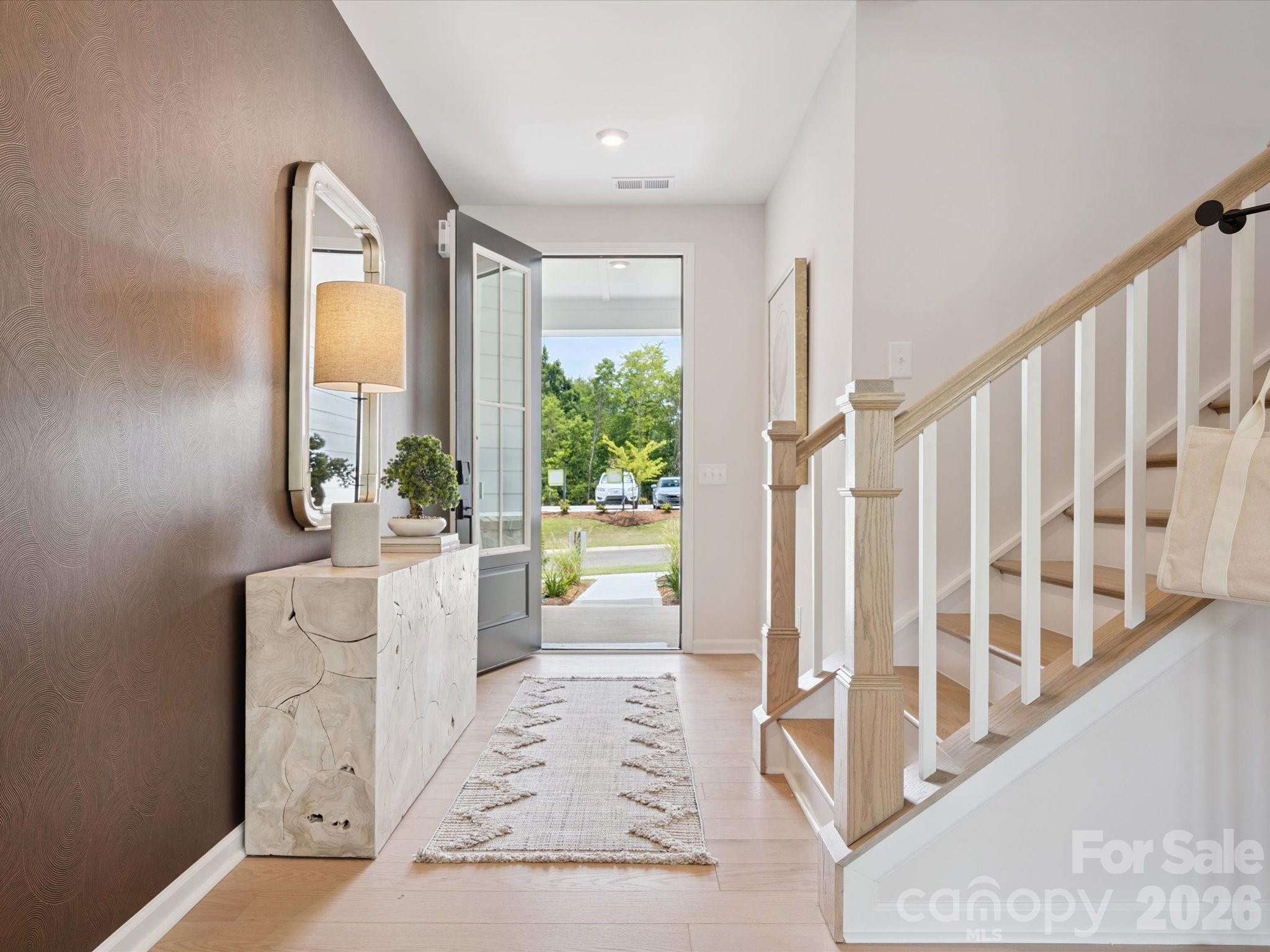 512 Webster Lane