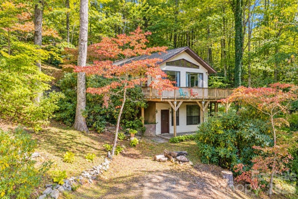 414 BEAR LAKE CIR, WHITTIER, NC 28789 - Image 12cc796ab78628dfd29f10bbe664a378/558757206