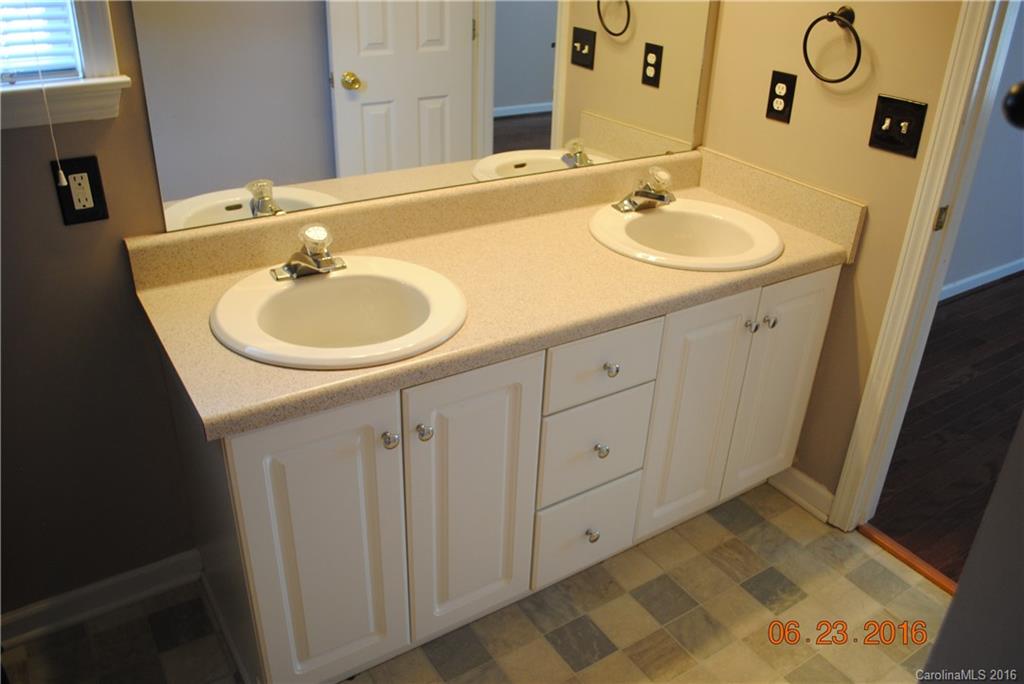 Lakeside - Residential