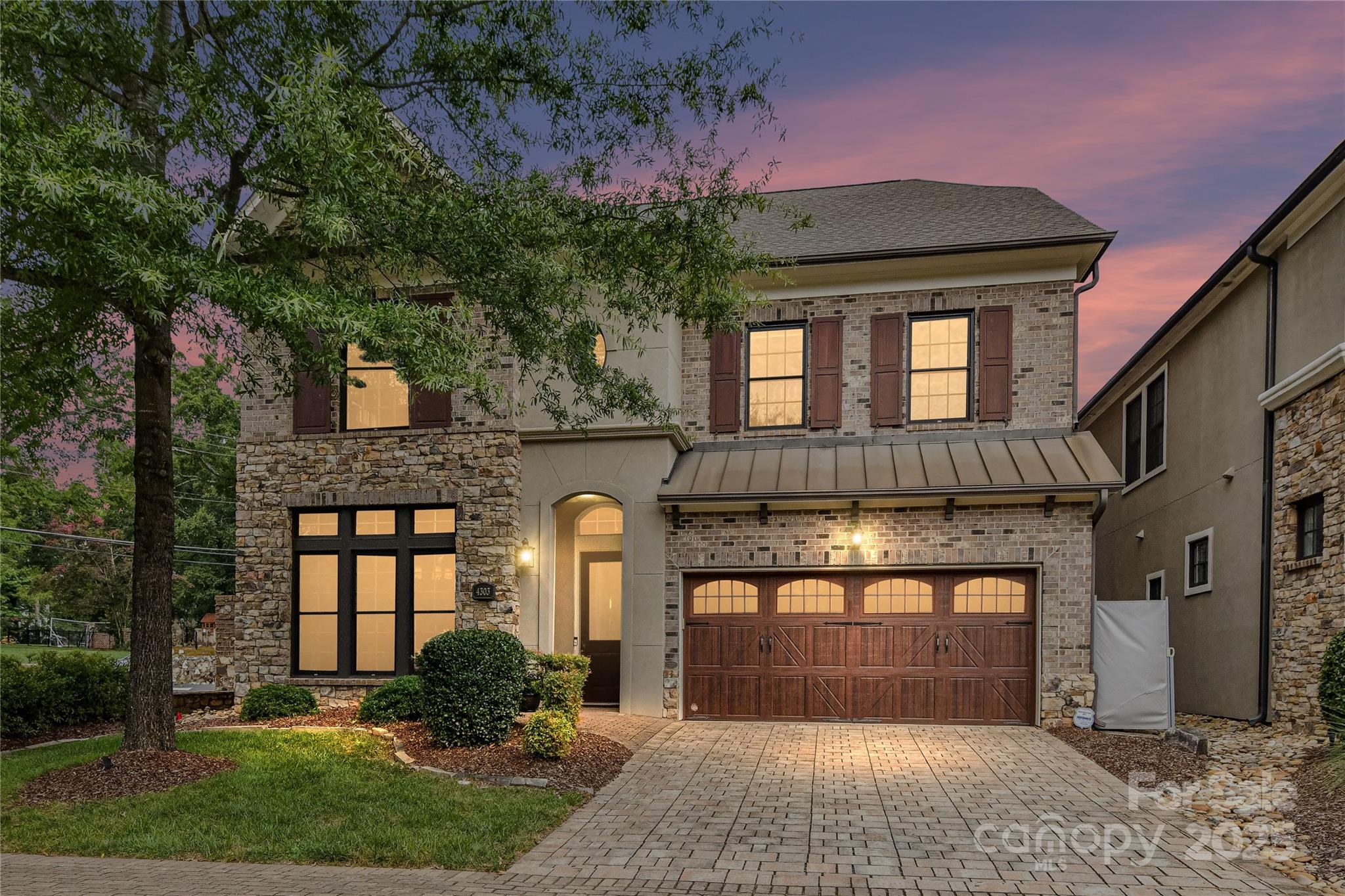 Avignon at Southpark - Residential