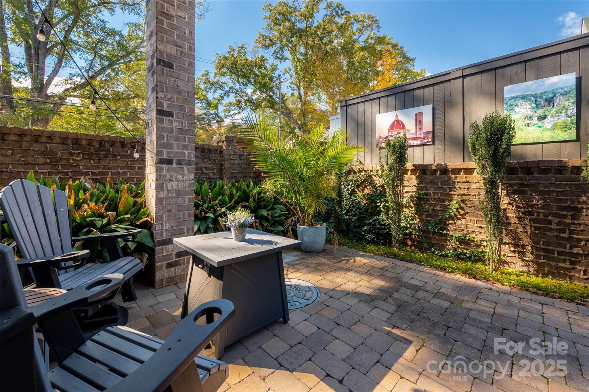 Avignon at Southpark - Residential