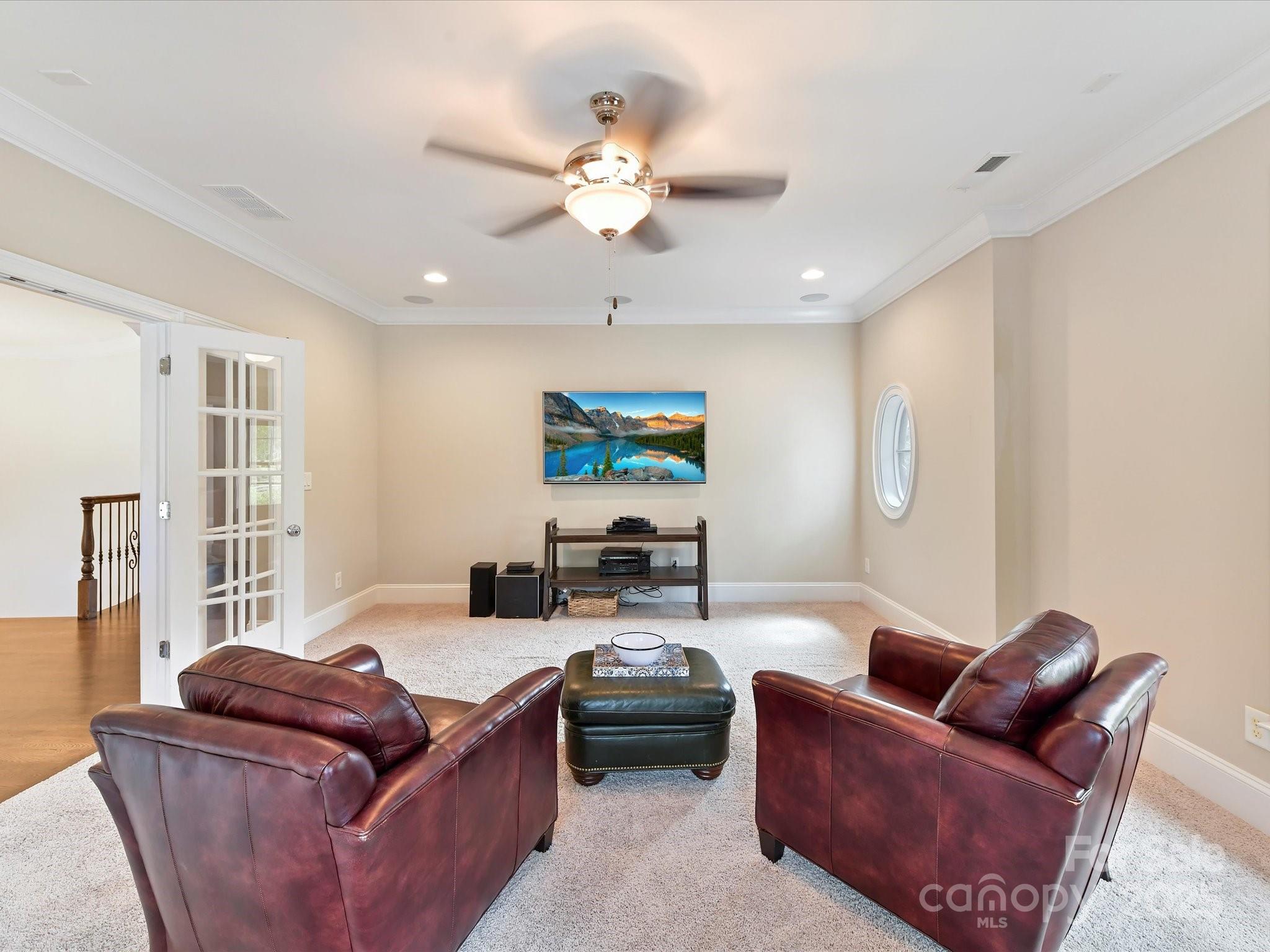 Avignon at Southpark - Residential