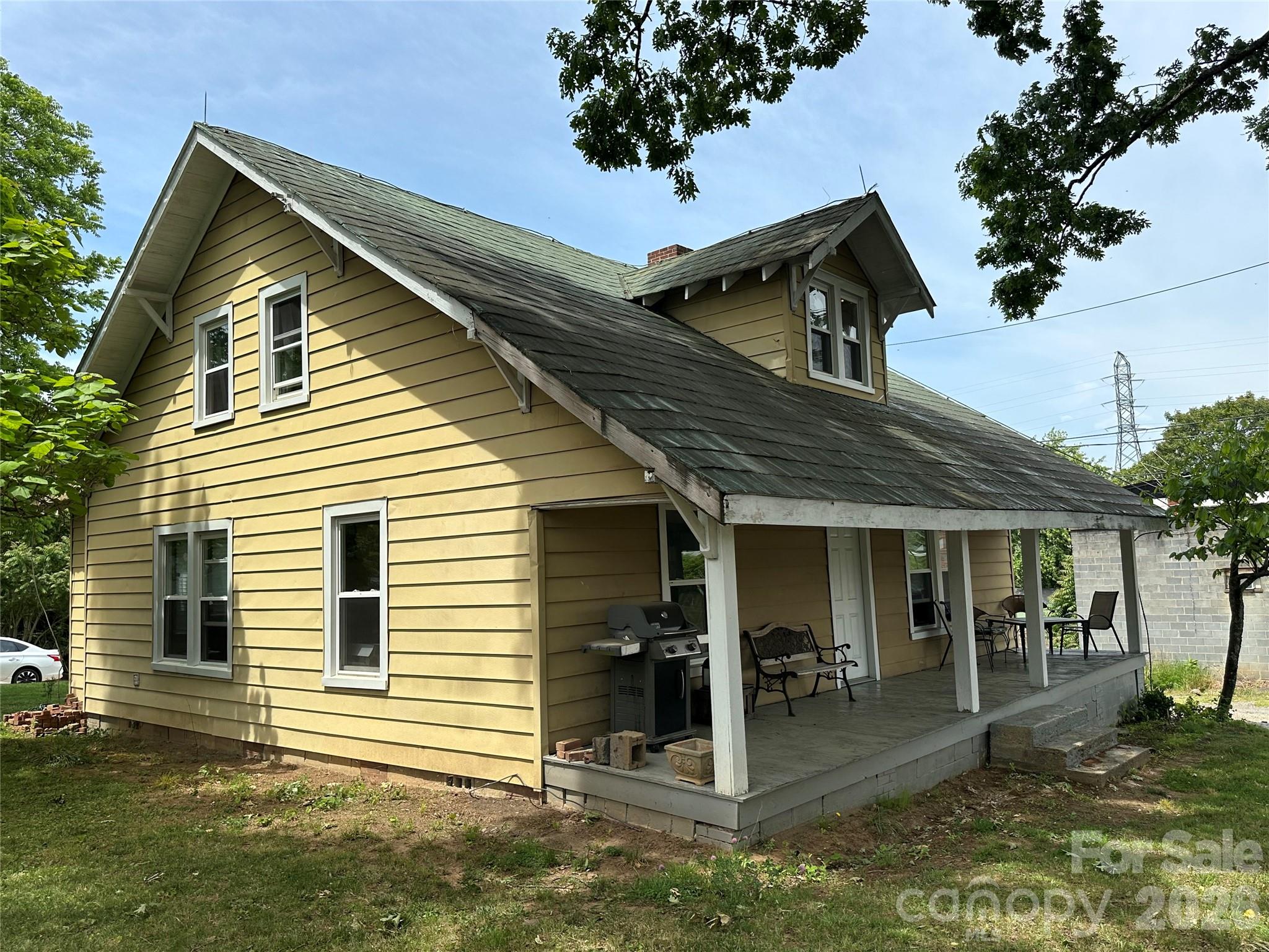 5149 Boone Trail