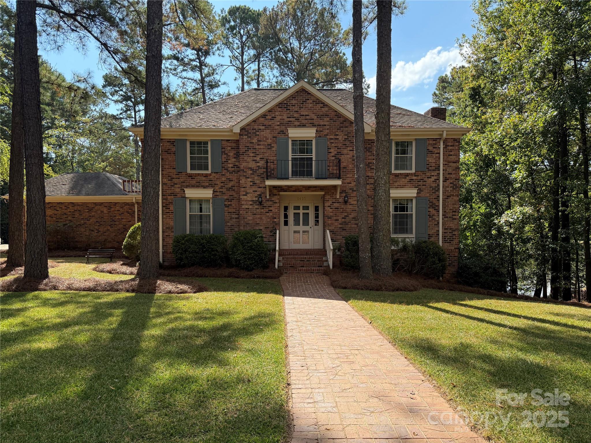 1437 Westmoreland Drive