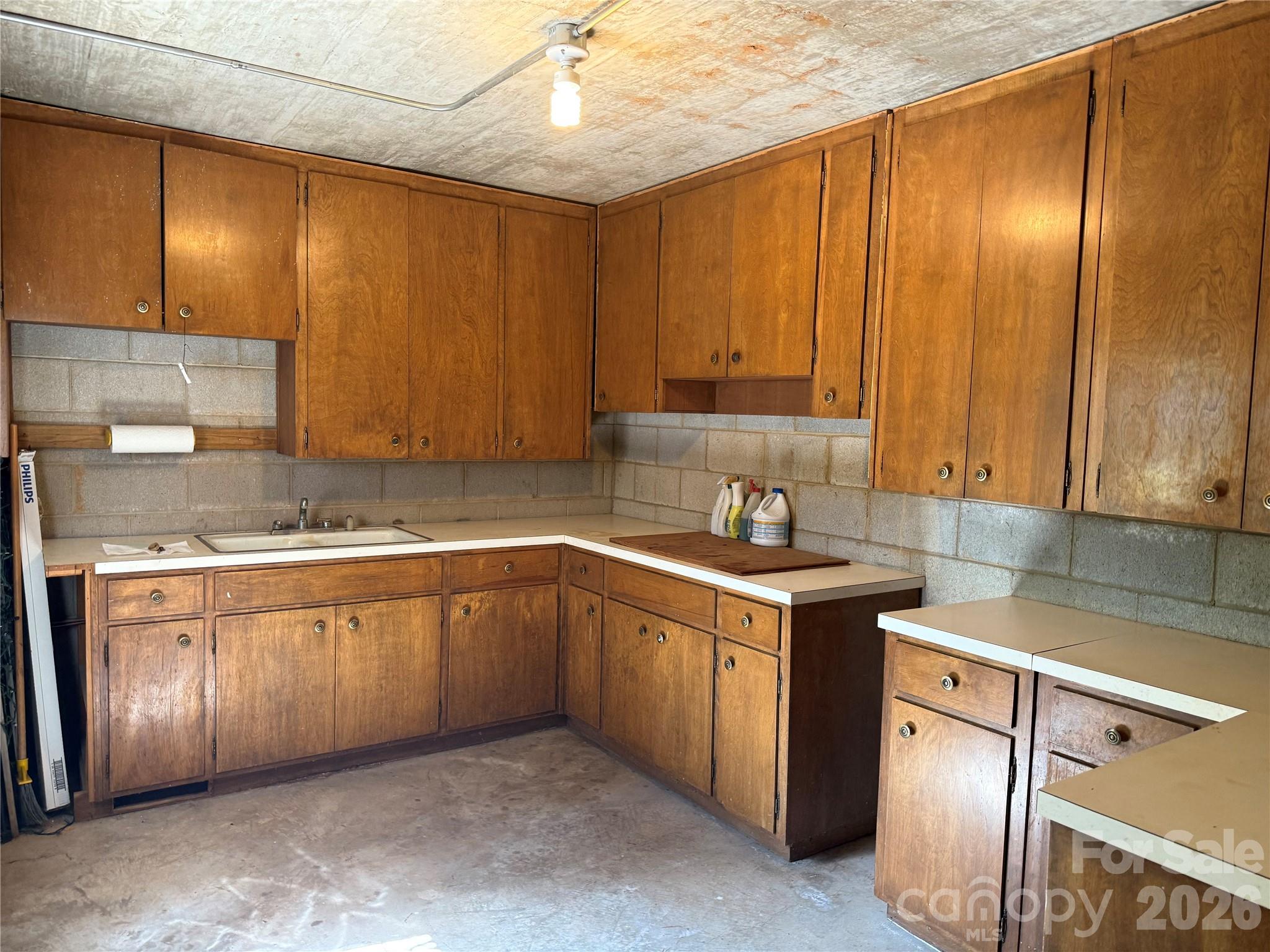 Forest Hills - Residential