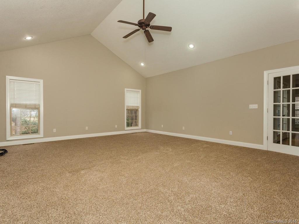 Holcombe Woods - Residential