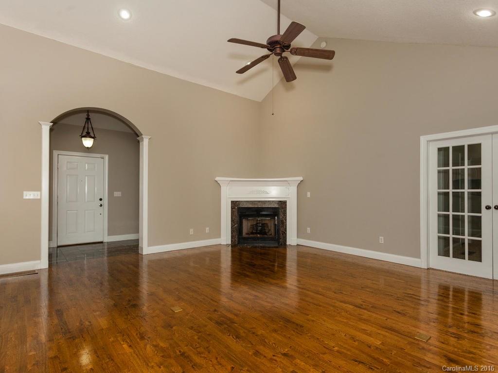 Holcombe Woods - Residential