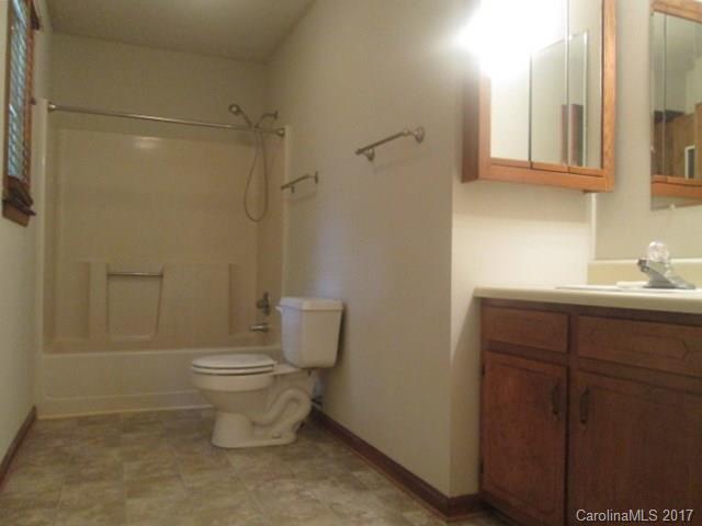 Hillandale Acres - Residential Lease