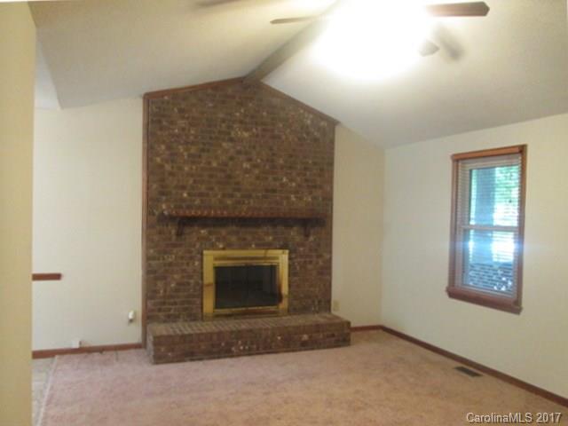 Hillandale Acres - Residential Lease