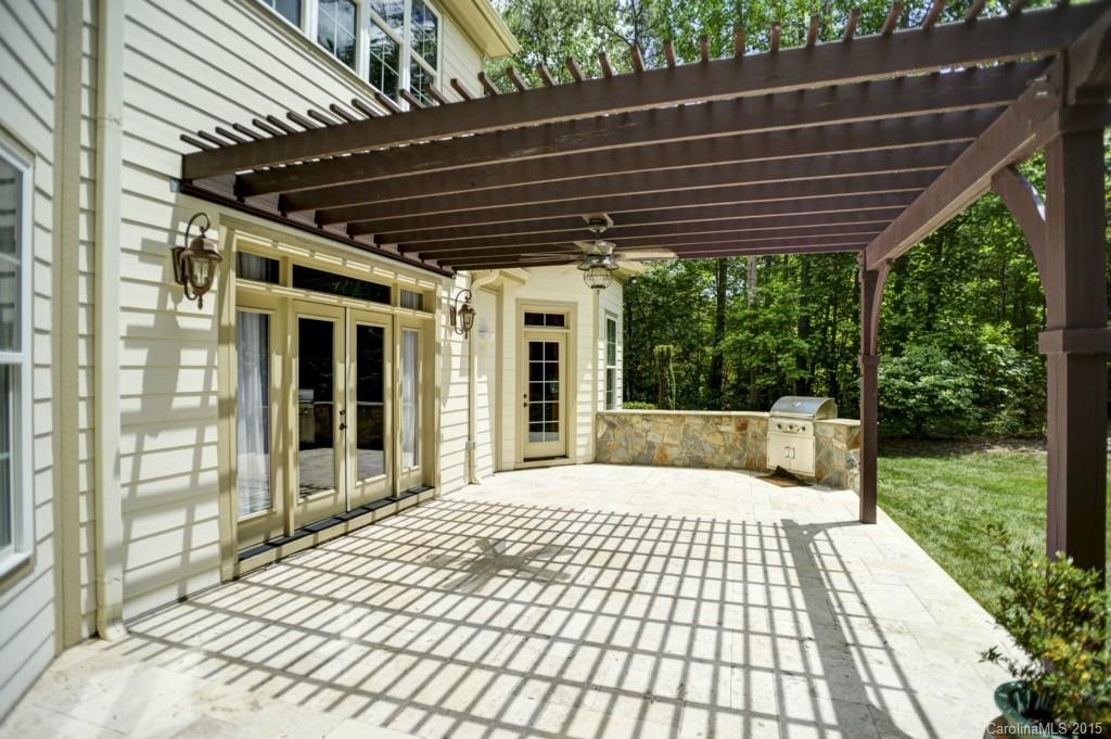 Pebble Bay - Residential