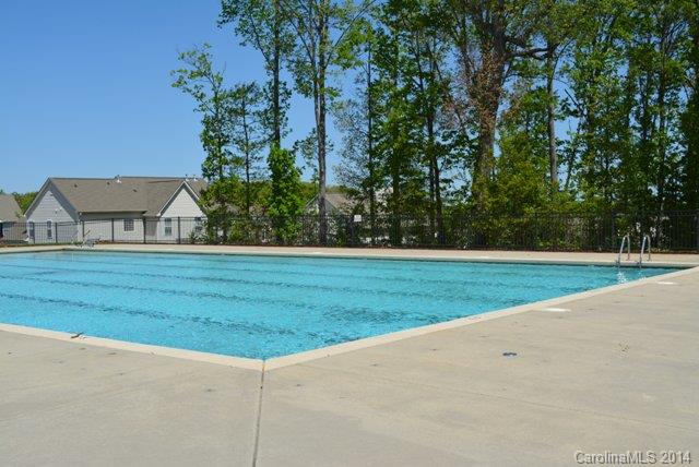 Old Stone Crossing - Residential