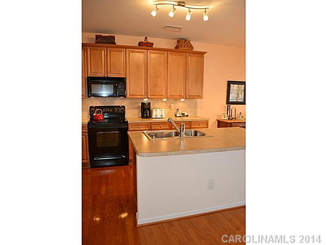 Old Stone Crossing - Residential