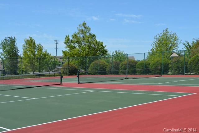 Old Stone Crossing - Residential