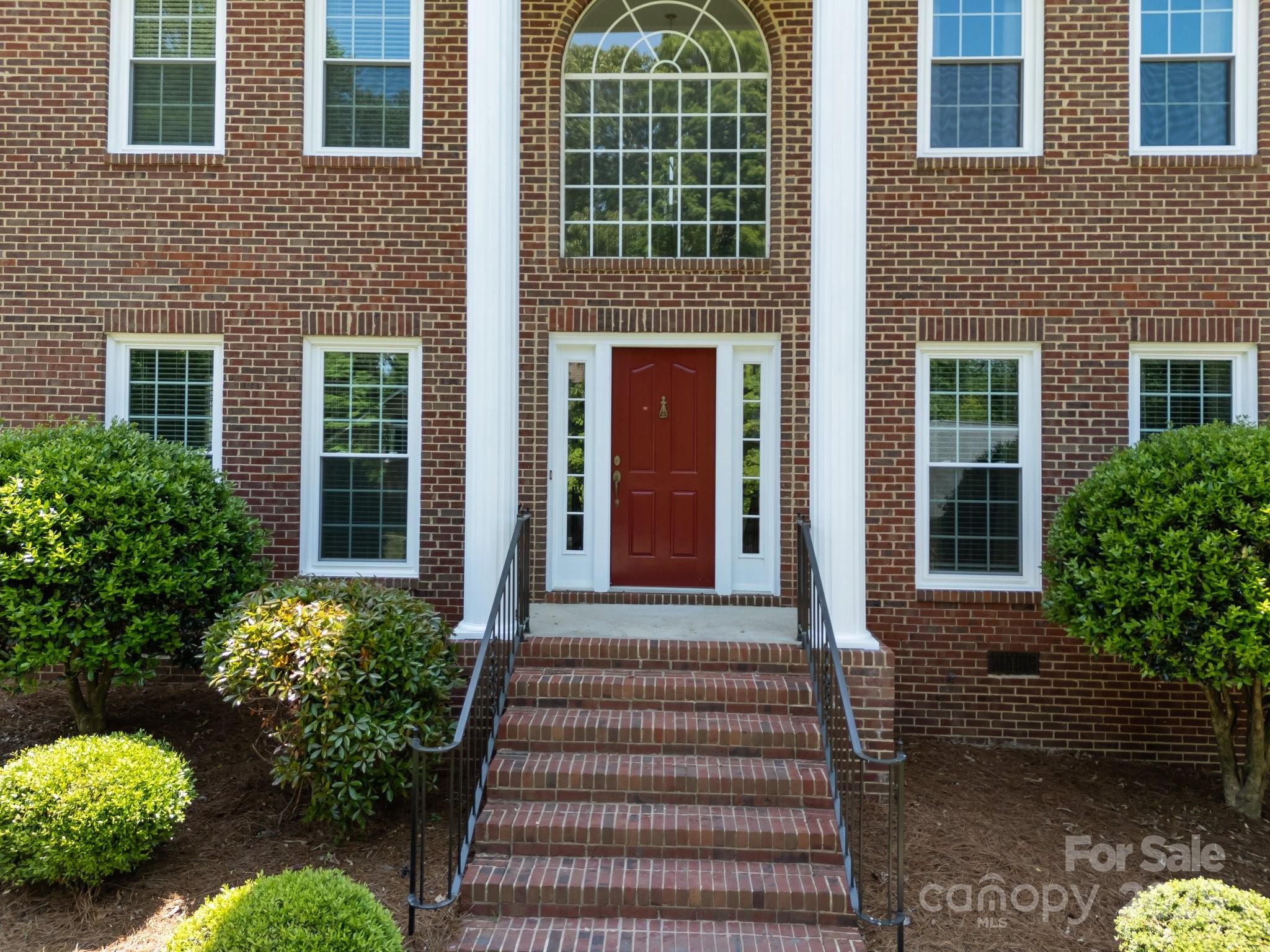 9000 Stourbridge Drive