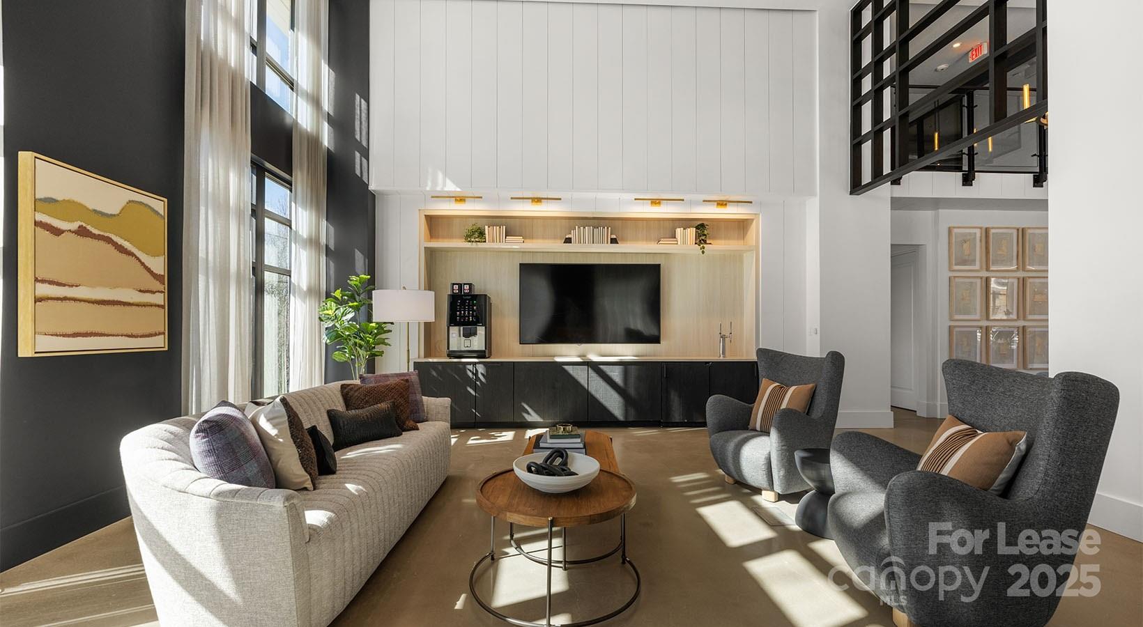 Charlotte, North Carolina 28203, United States, 1 Bedroom Bedrooms, ,1 BathroomBathrooms,Residential,Active,229007