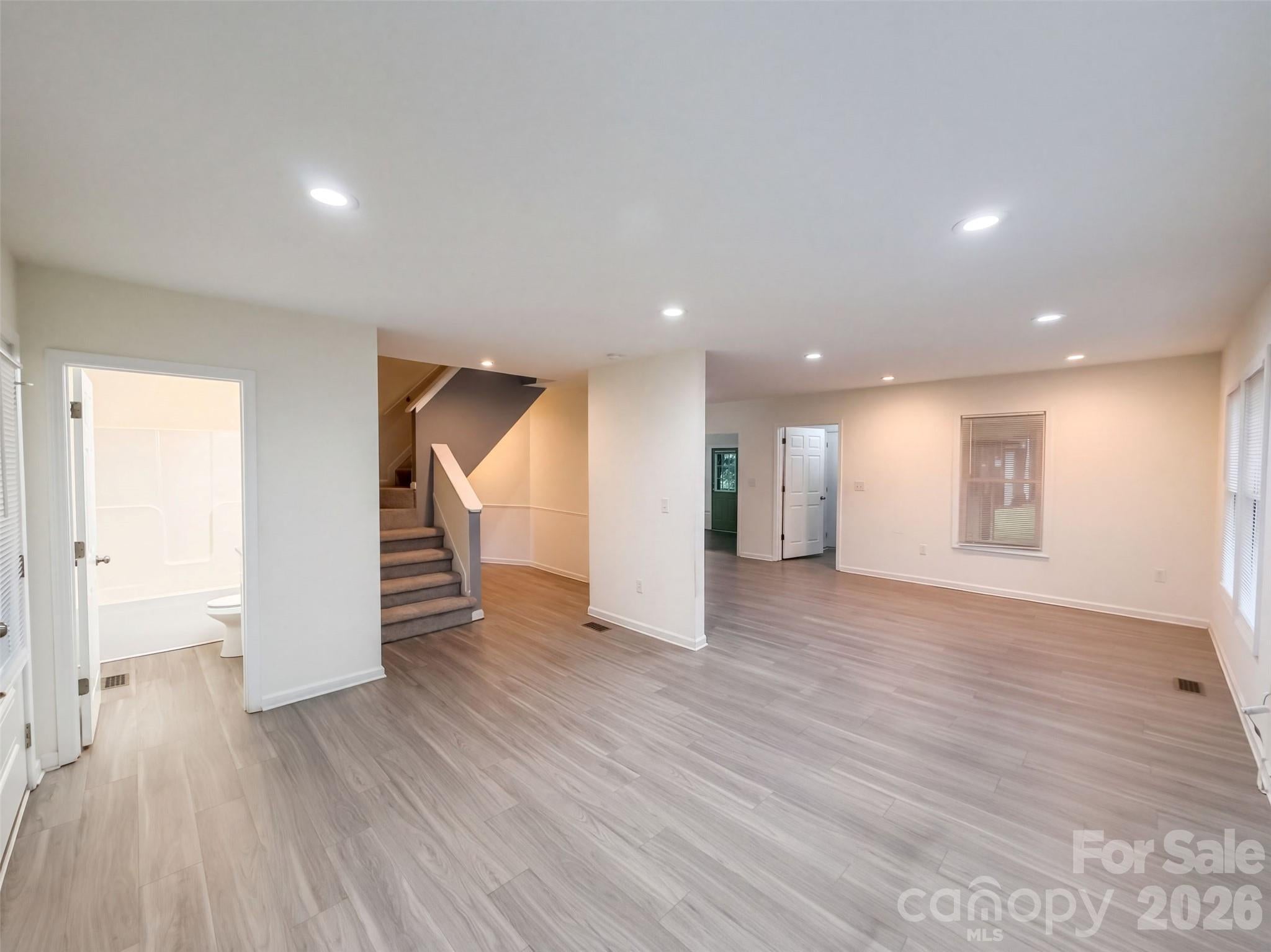 199 Vance Drive NE