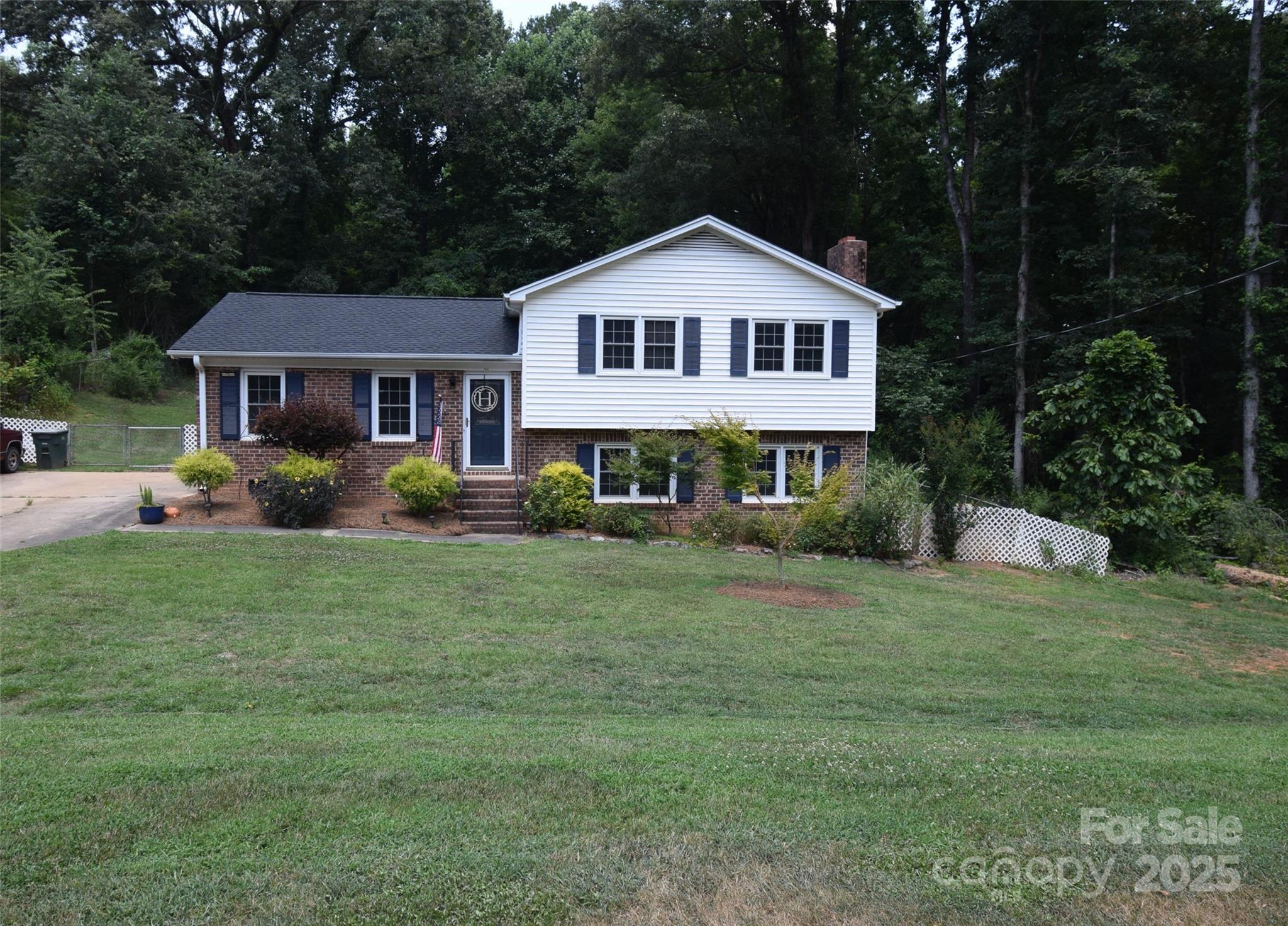 3402 Rollingwood Drive