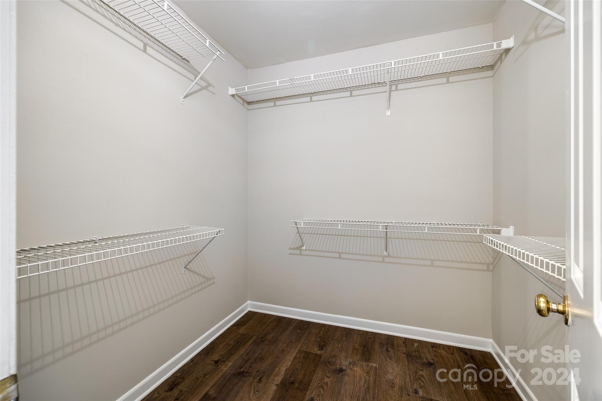 Swan Meadows - Residential