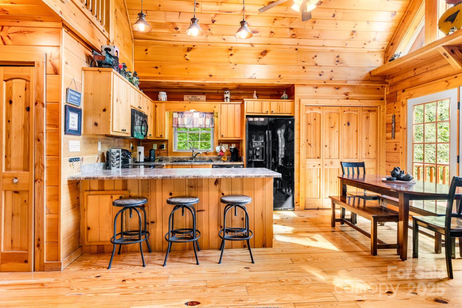 Toms Creek - Residential Income