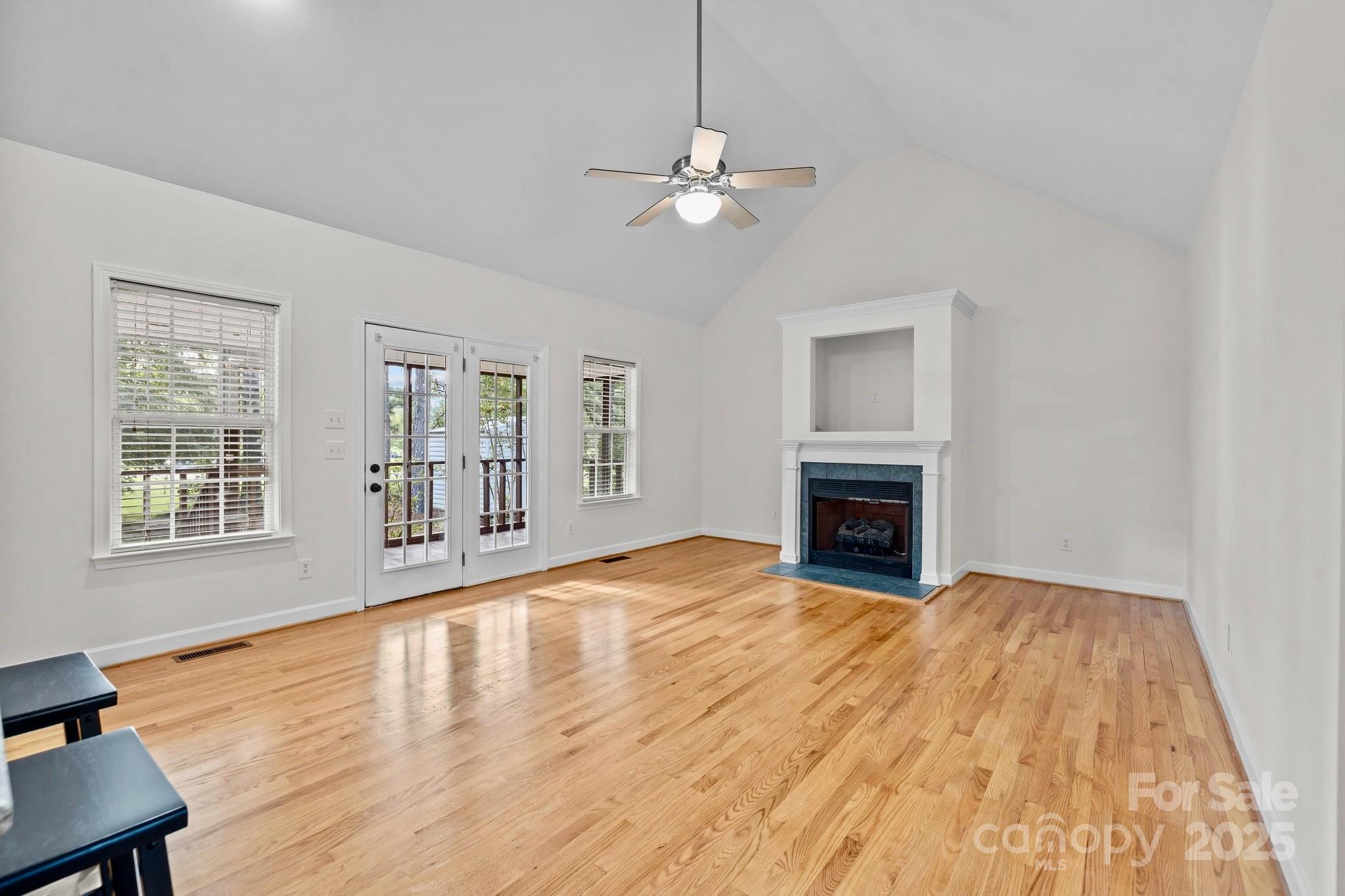 Henrys Orchard - Residential