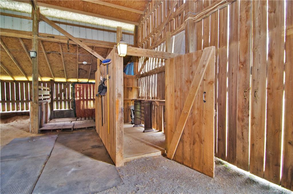 Meadowind - Residential