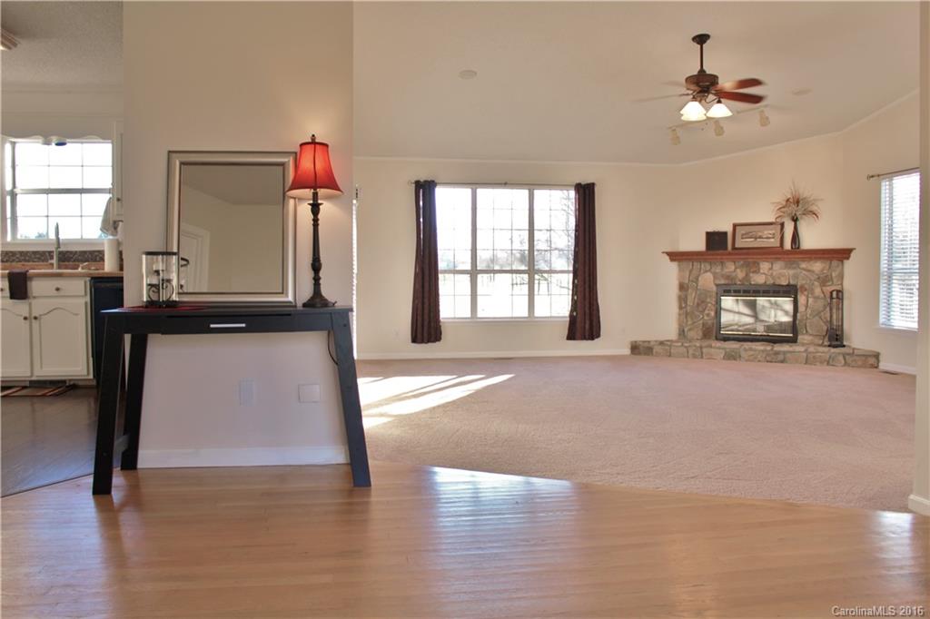 Meadowind - Residential