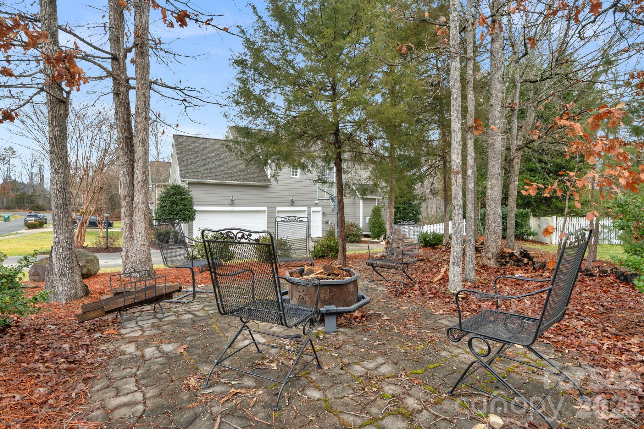 1913 Abbotts Creek Road