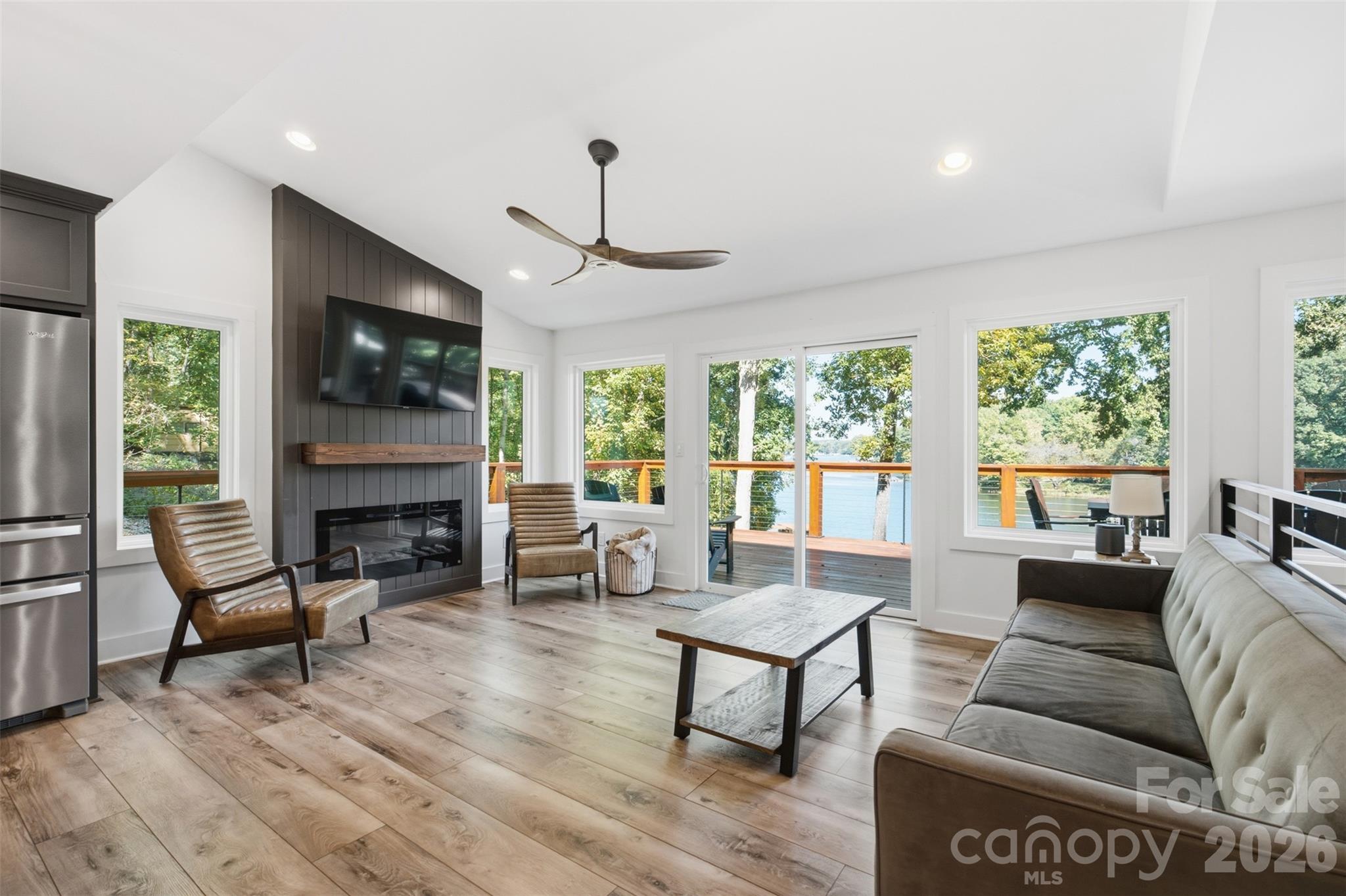 128 Wickford Lane