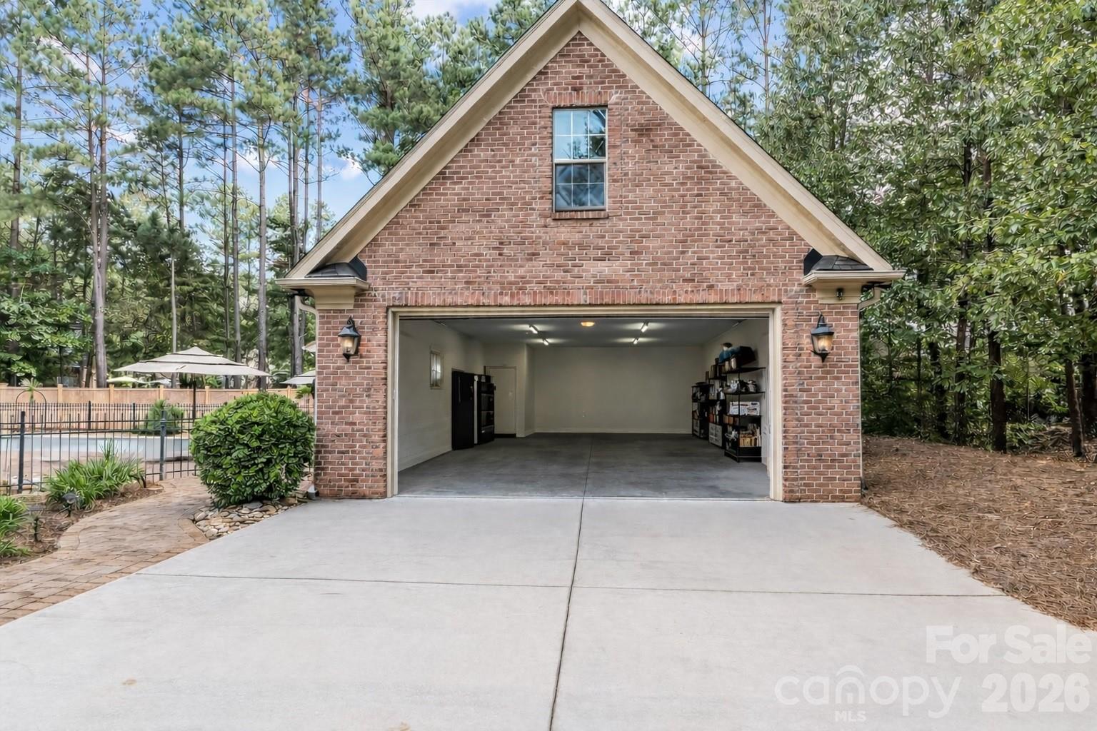 Pebble Bay - Residential