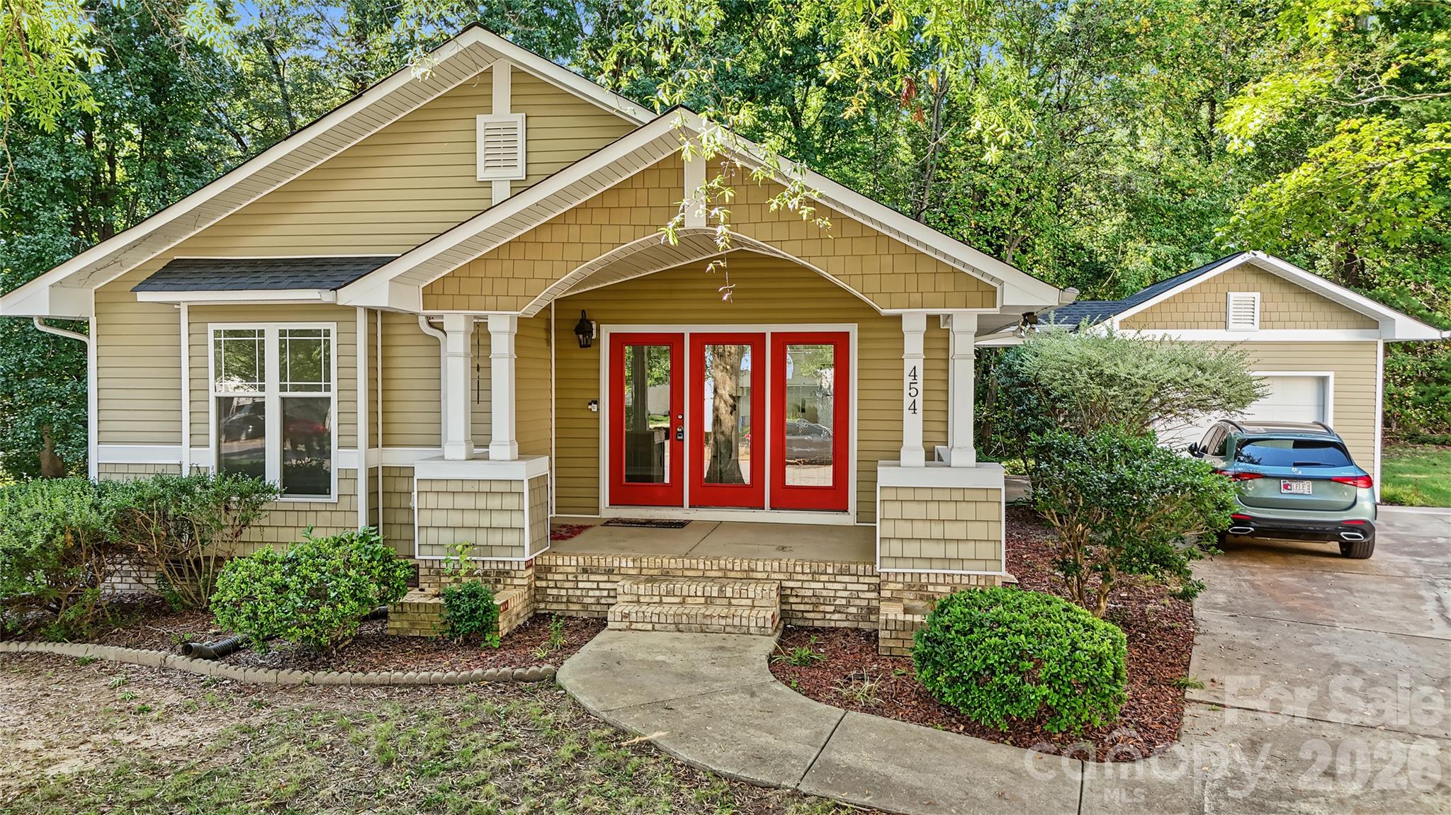 454 Mables Court