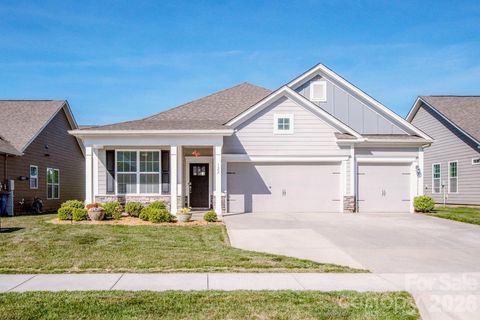 Photo of 122 Coddle Way, Mooresville, NC 28115 (MLS # 4370294)