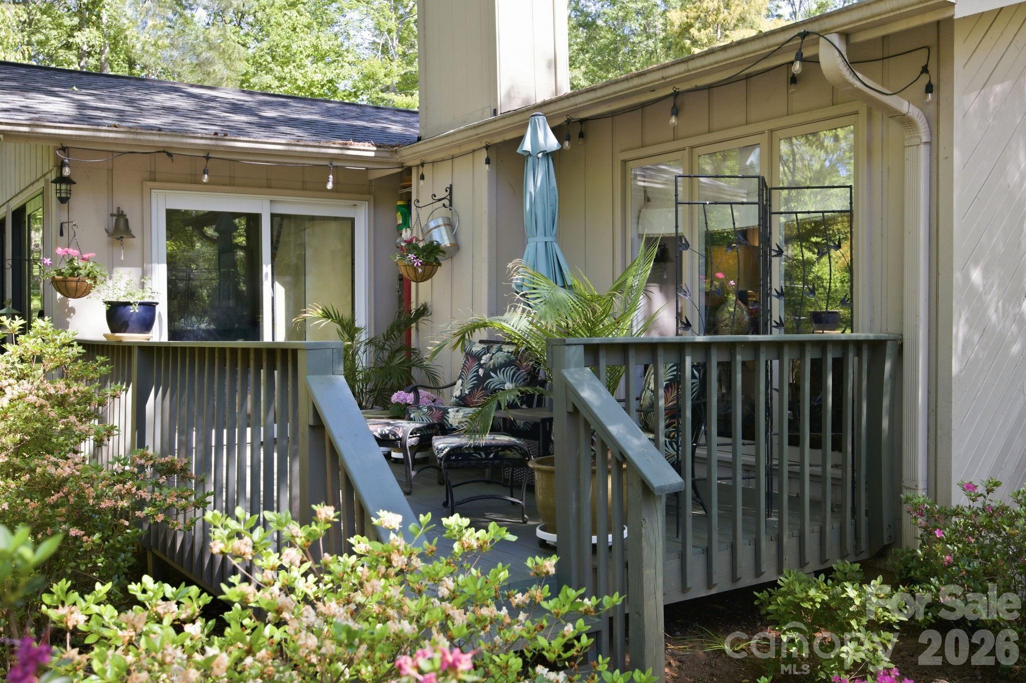 Diamond Ridge Condominiums - Residential