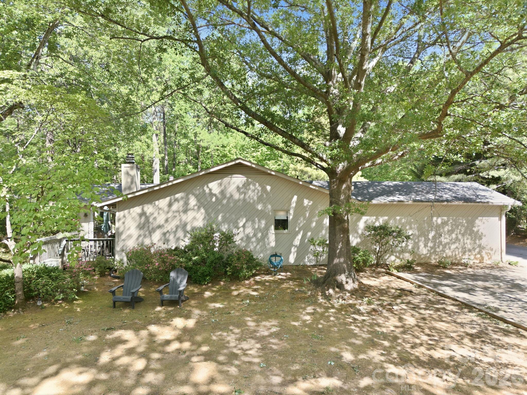 Diamond Ridge Condominiums - Residential