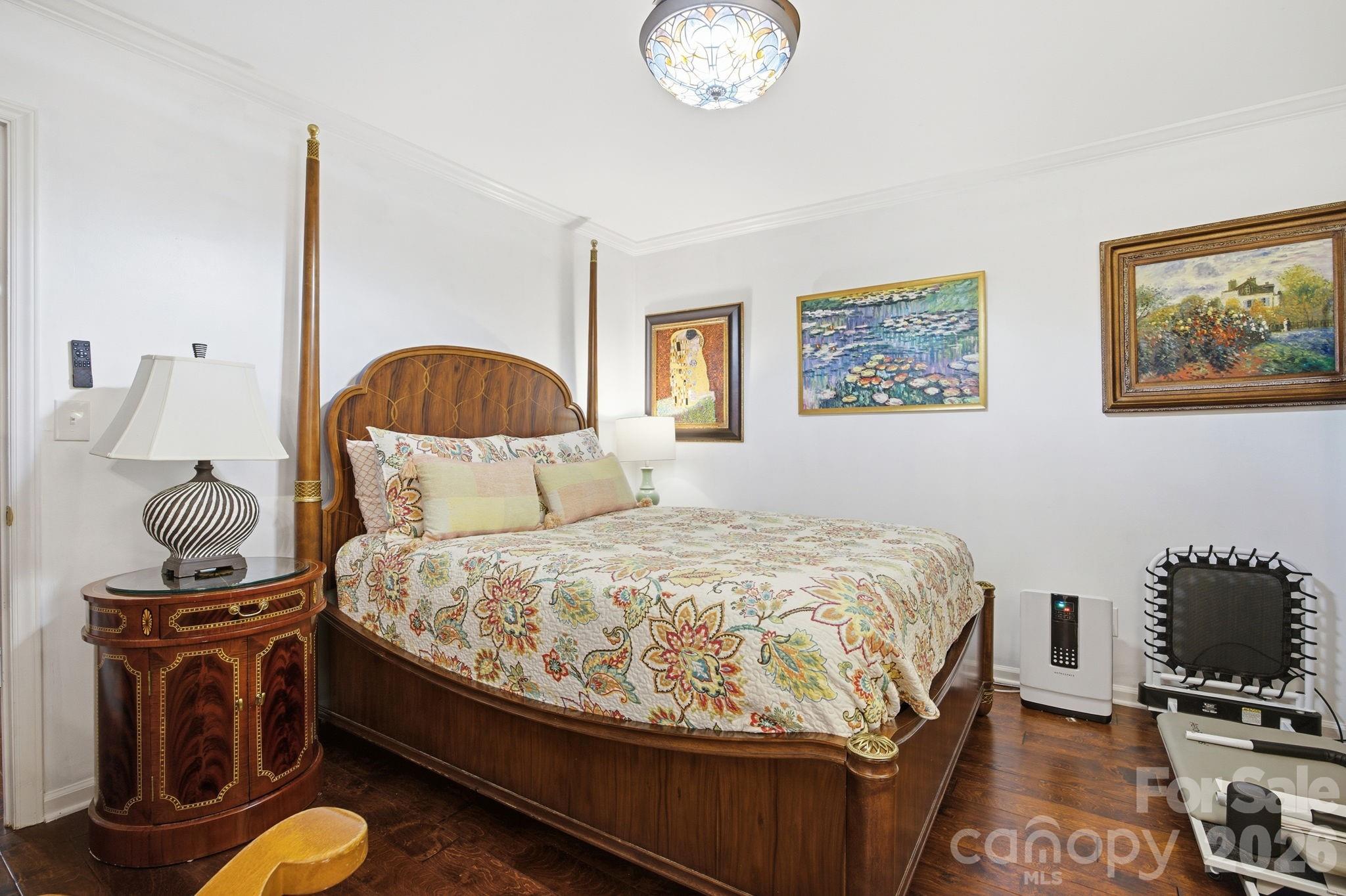 Diamond Ridge Condominiums - Residential