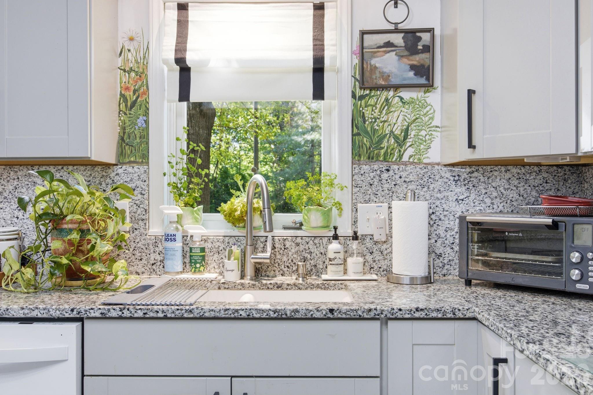 Diamond Ridge Condominiums - Residential