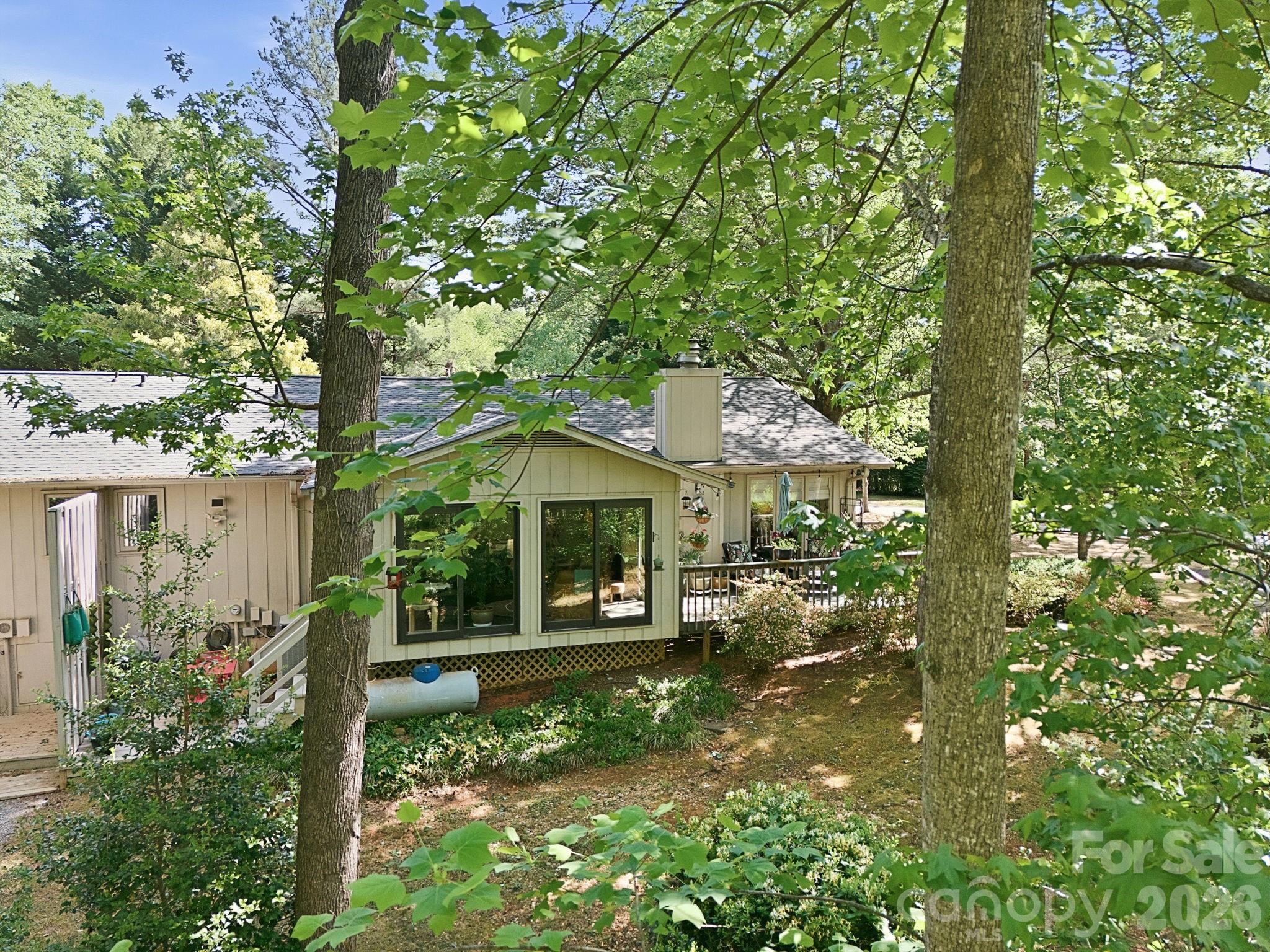 Diamond Ridge Condominiums - Residential