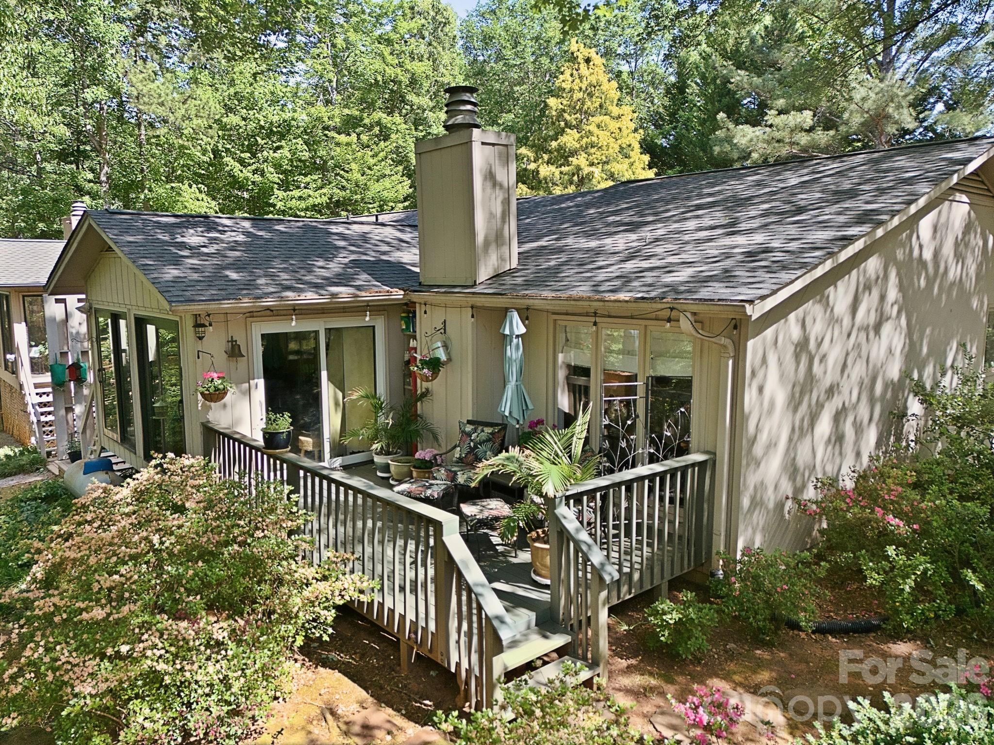 Diamond Ridge Condominiums - Residential