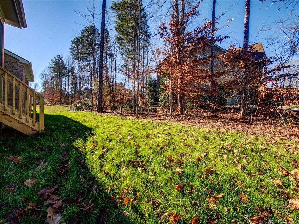 Treetops At Cowans Ford - Residential