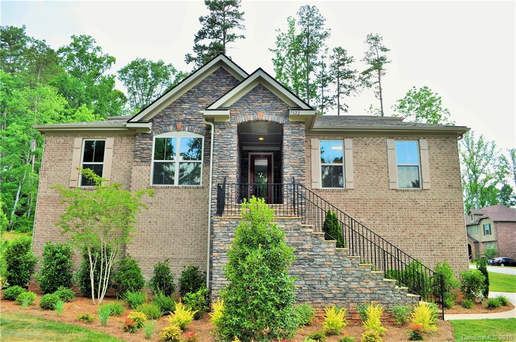 Treetops At Cowans Ford - Residential