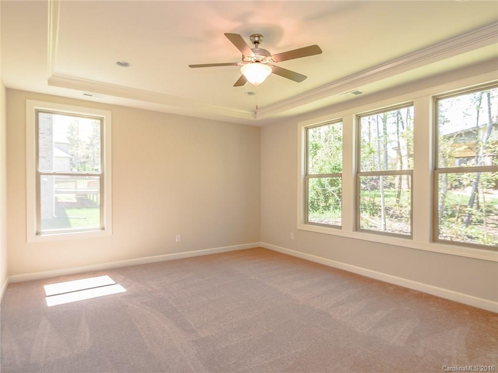 Treetops At Cowans Ford - Residential