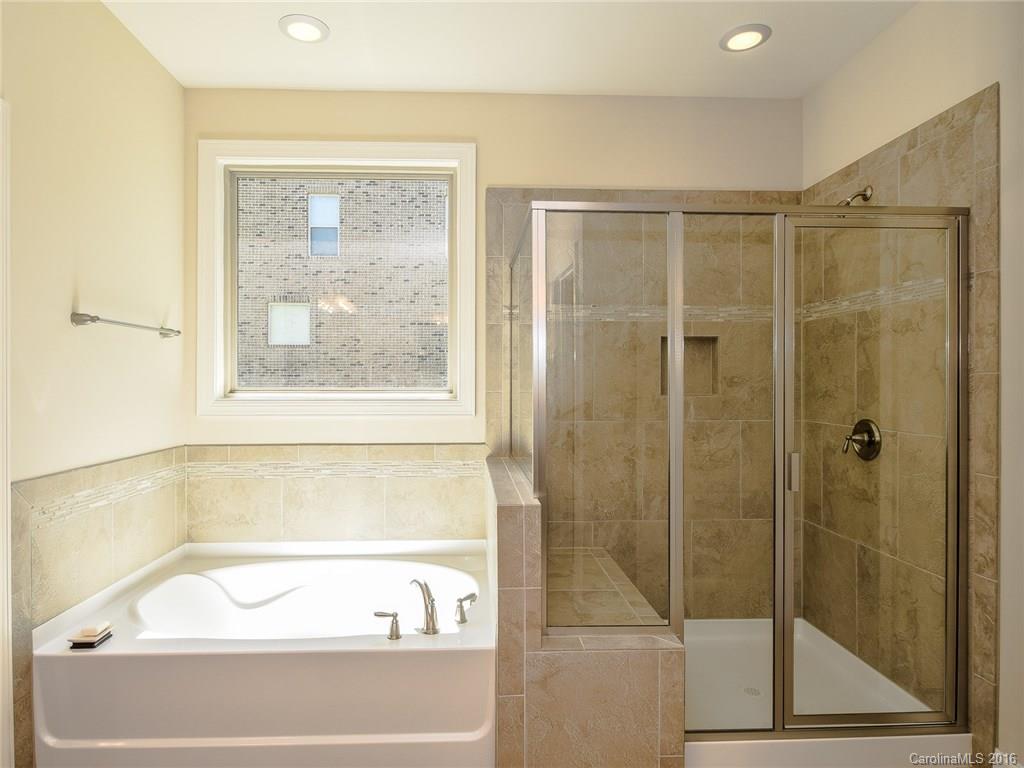 Treetops At Cowans Ford - Residential